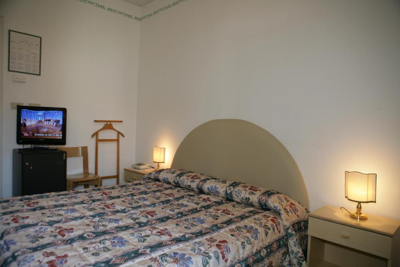 Rosa 3* Grado